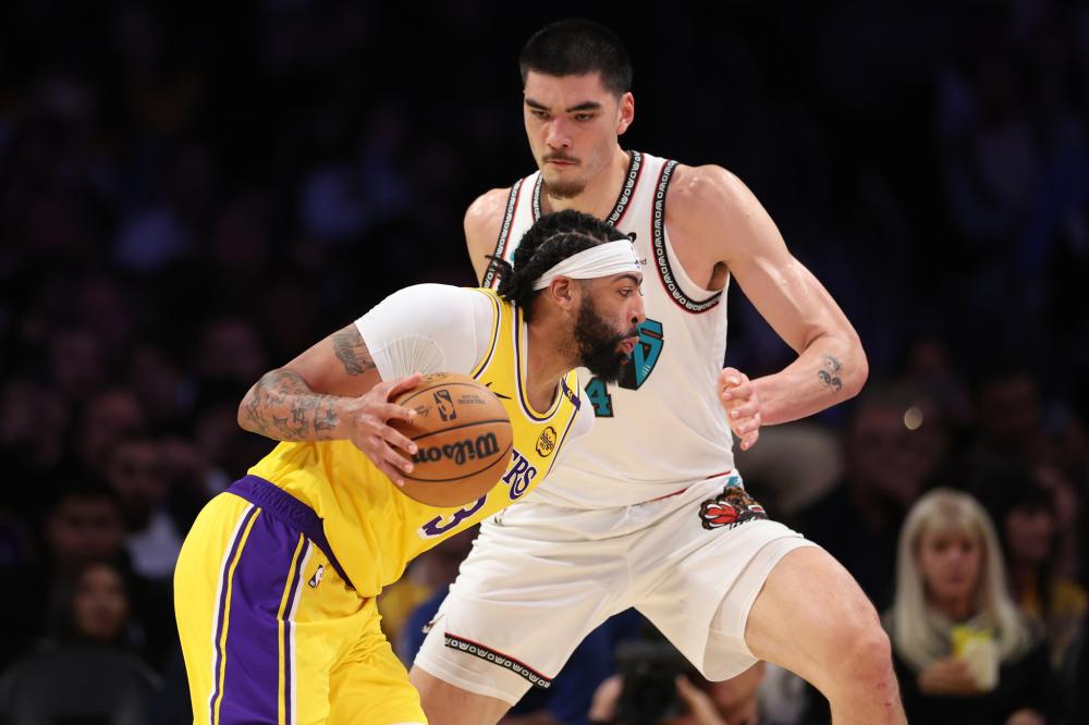 表现备受瞩 表现备受瞩